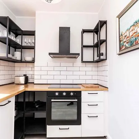 Aloha Apartment